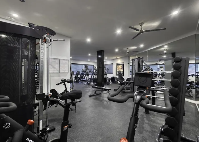3br Partial Sea View Shared Pool And Jacuzzi *